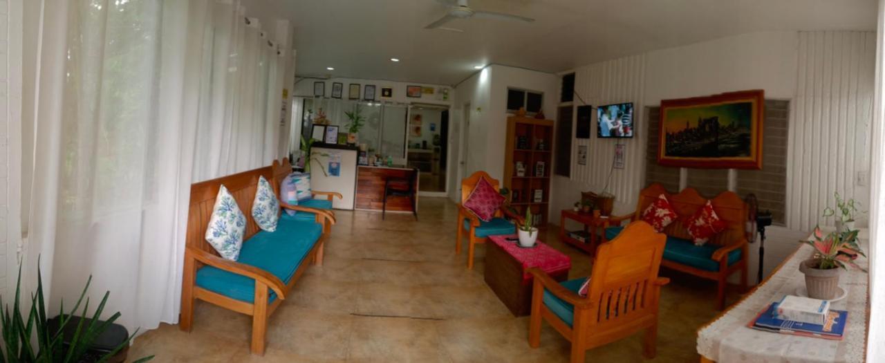Amor'S Place Puerto Princesa Exterior photo
